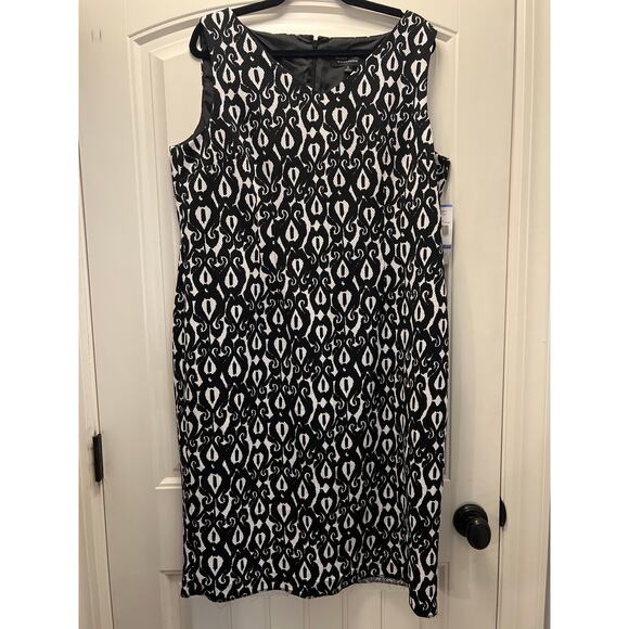 NWT Black Label by Evan Picone Women Sleeveless Sheath Dress Size 18 Black White - Picture 1 of 6